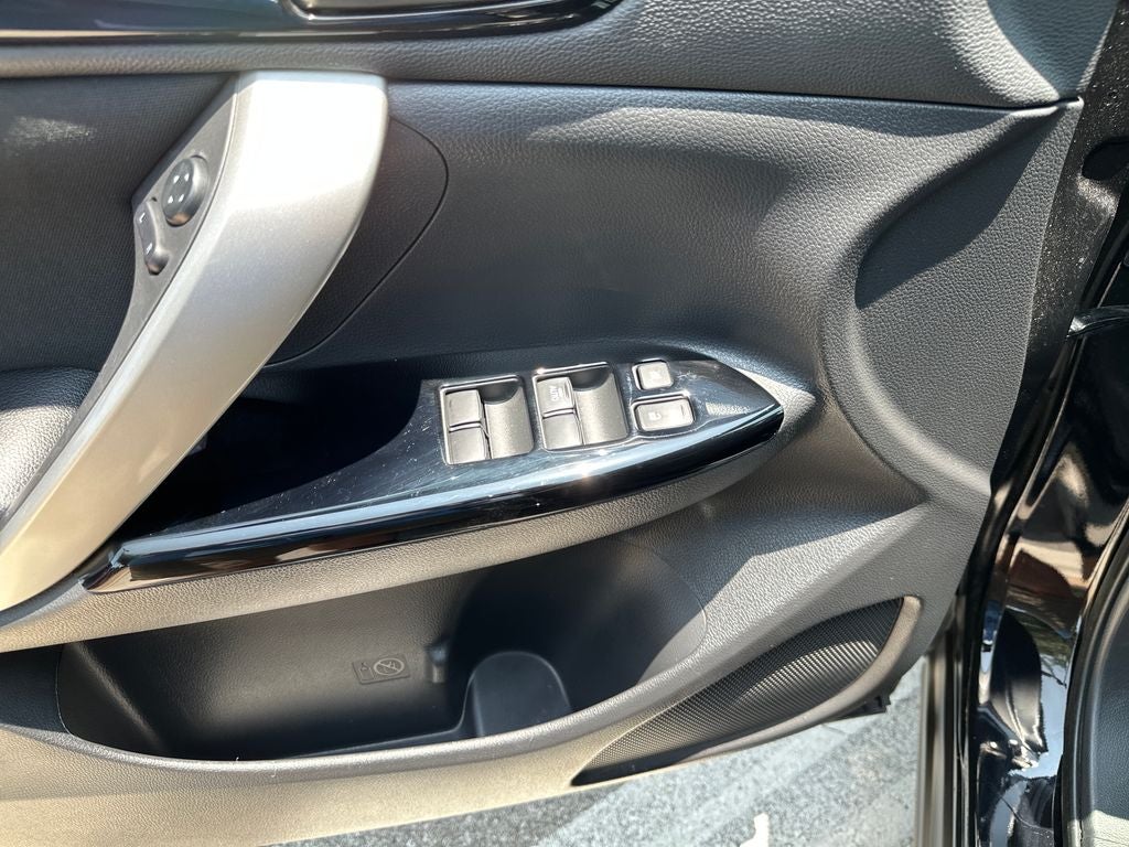 2025 Mitsubishi Eclipse Cross LE