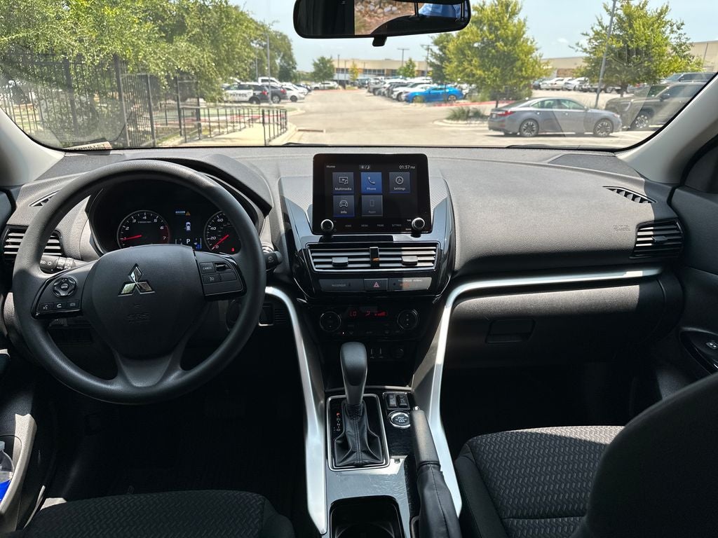 2025 Mitsubishi Eclipse Cross LE