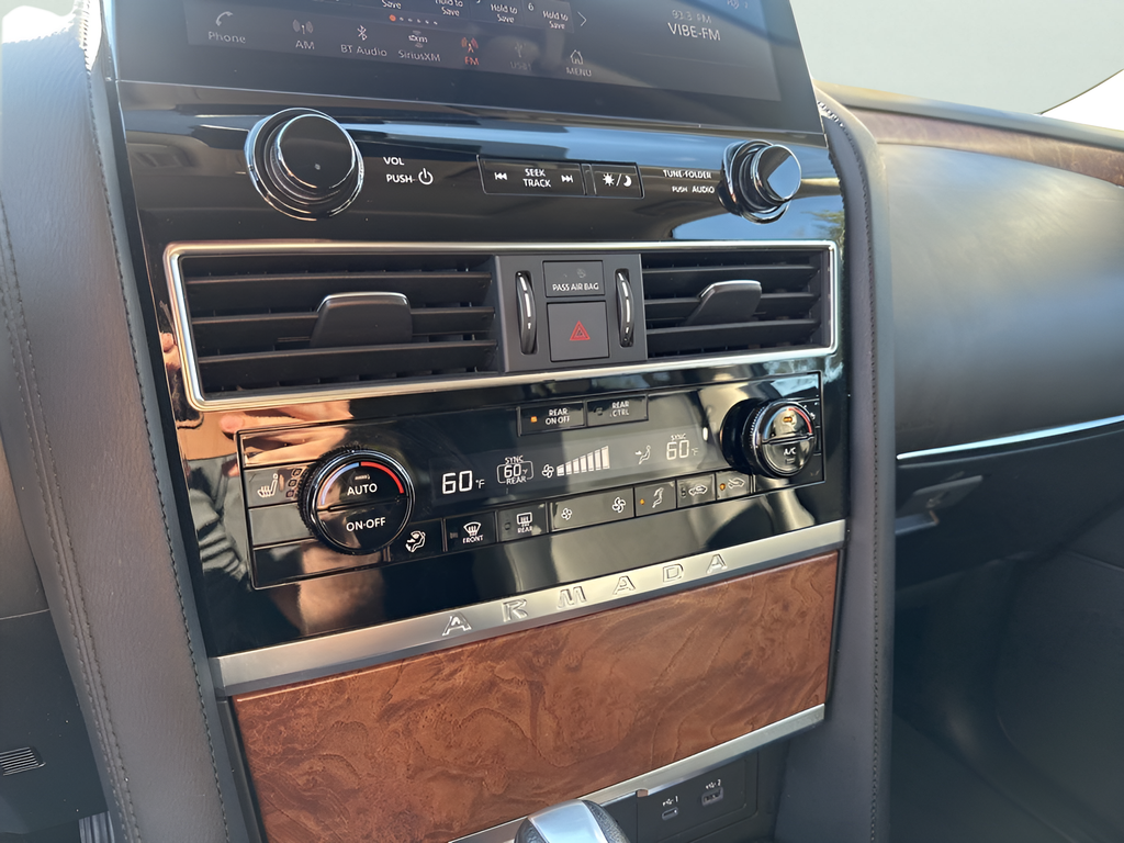 2024 Nissan Armada SL