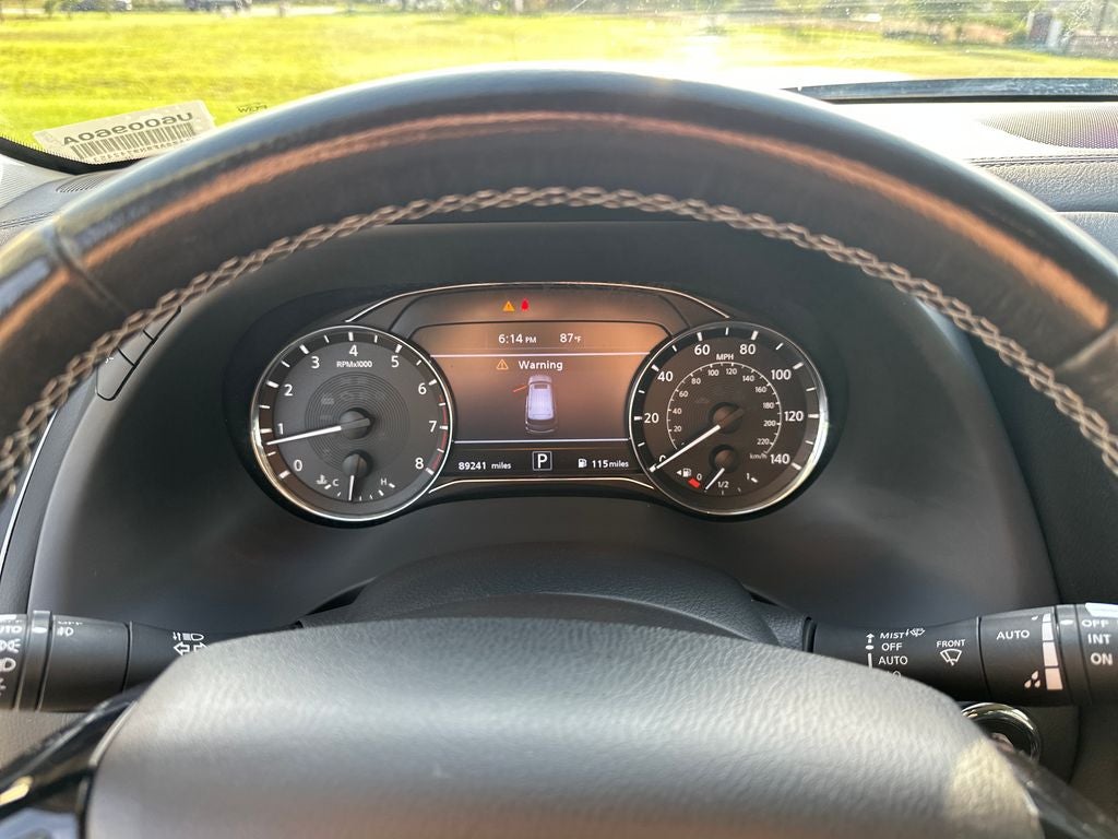 2022 INFINITI QX80 LUXE