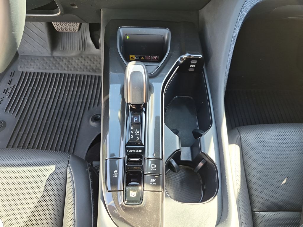 2025 Toyota Crown Signia Limited