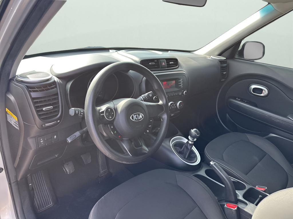 2016 Kia Soul Base