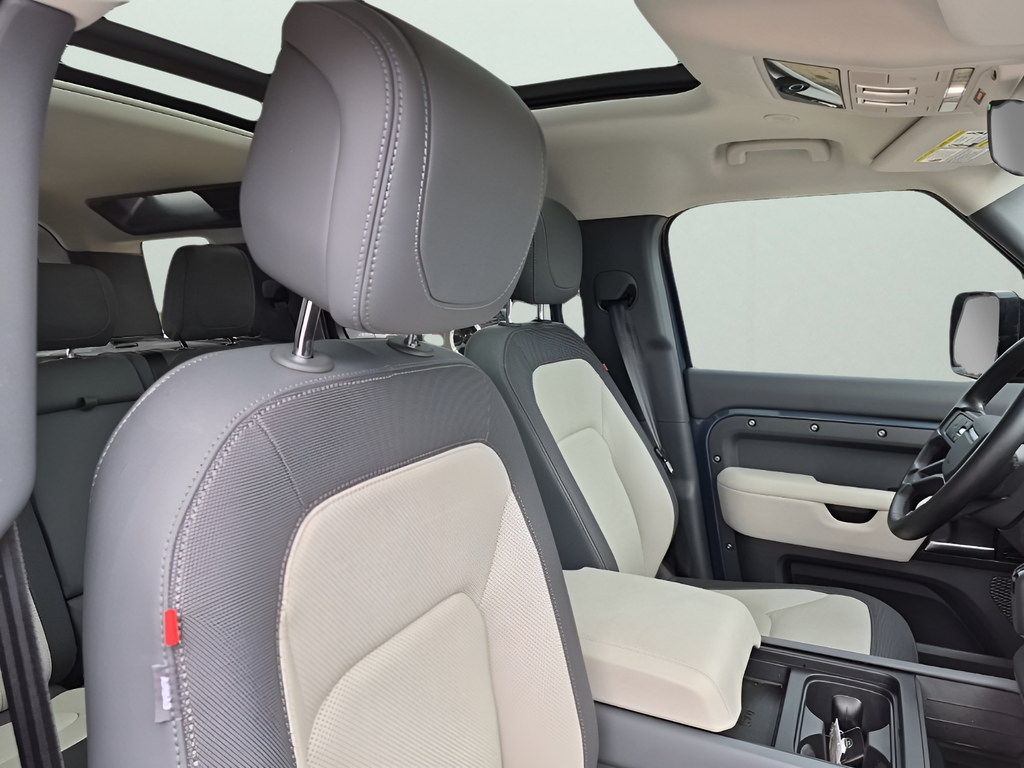 2024 Land Rover Defender 110 X-Dynamic SE