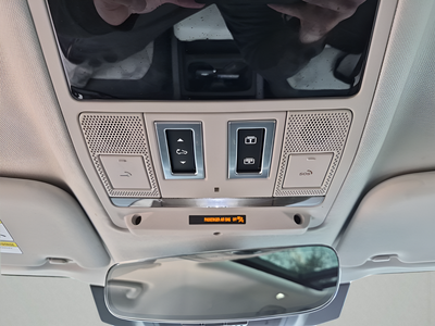 2024 Land Rover Defender 110 X-Dynamic SE