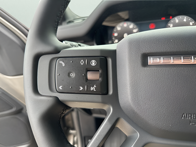 2025 Land Rover Defender 90 S