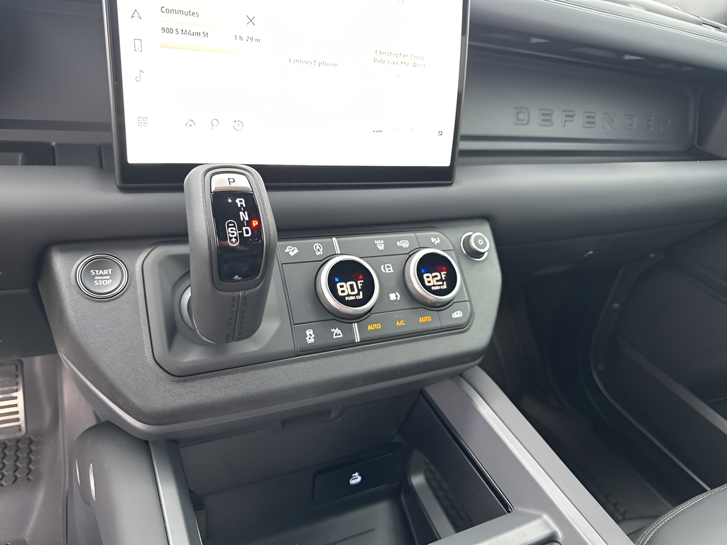 2025 Land Rover Defender 90 S