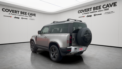 2025 Land Rover Defender 90 S