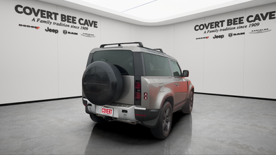 2025 Land Rover Defender 90 S