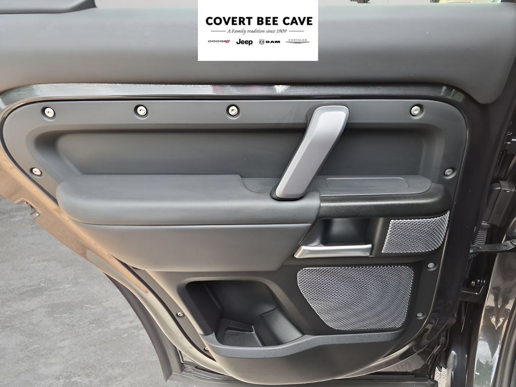 2024 Land Rover Defender 110 Carpathian Edition