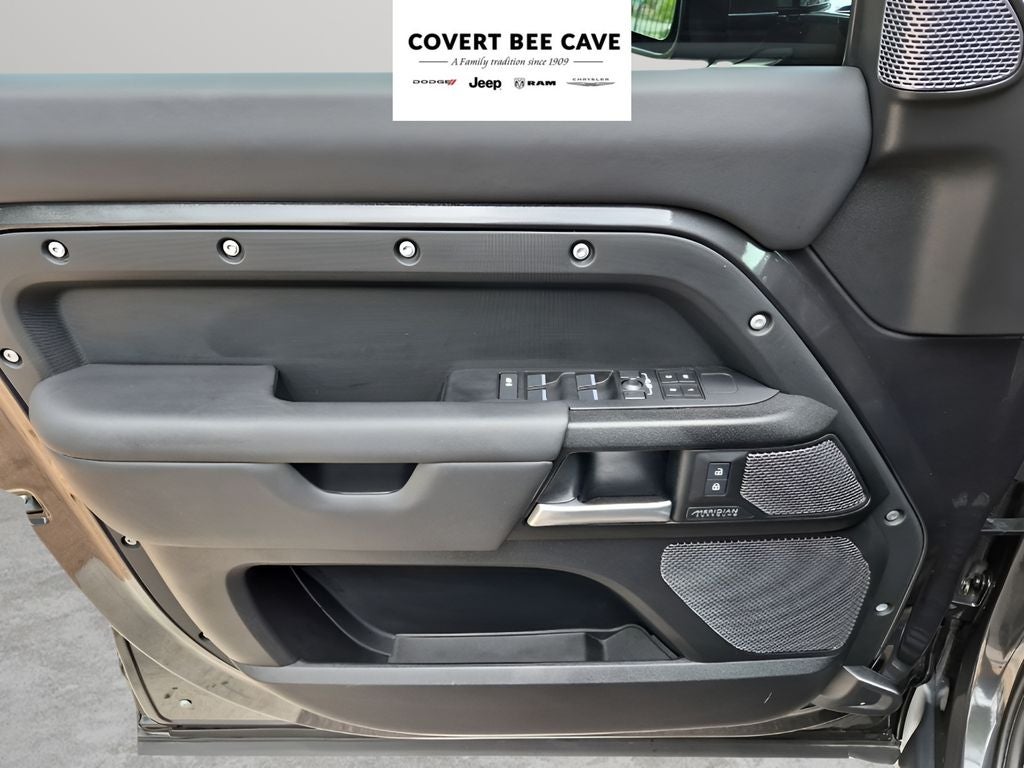 2024 Land Rover Defender 110 Carpathian Edition