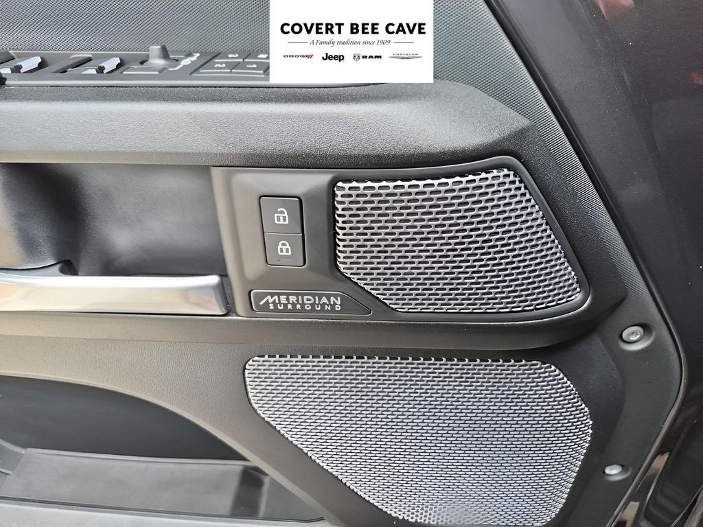 2024 Land Rover Defender 110 Carpathian Edition