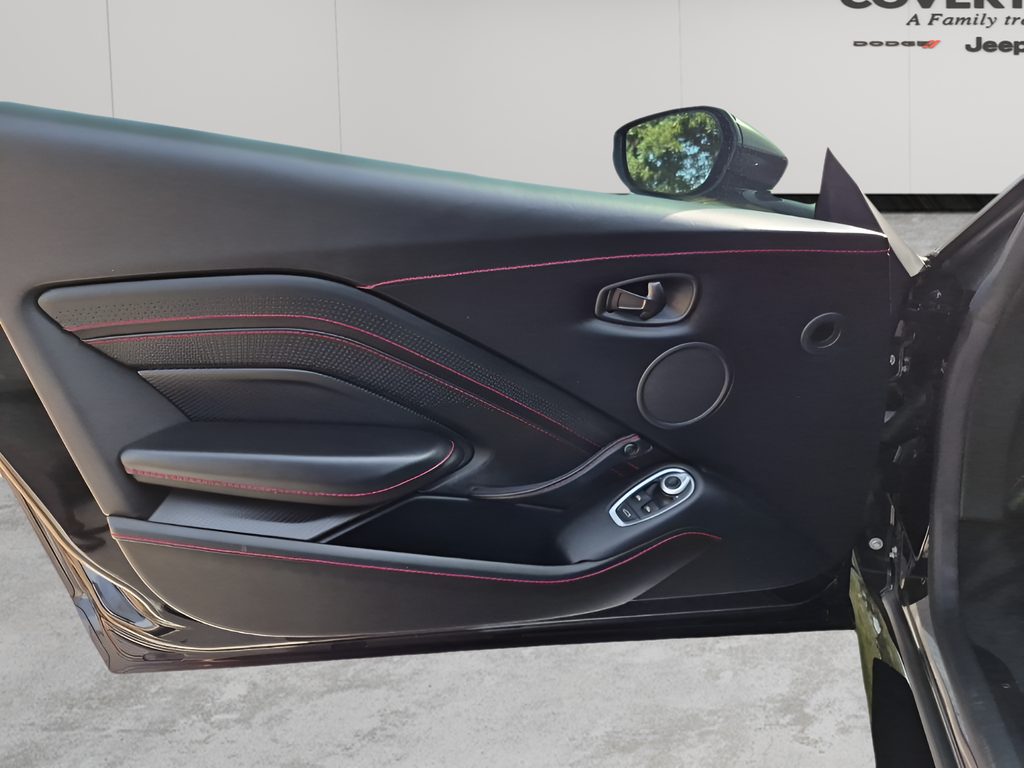 2019 Aston Martin Vantage Base