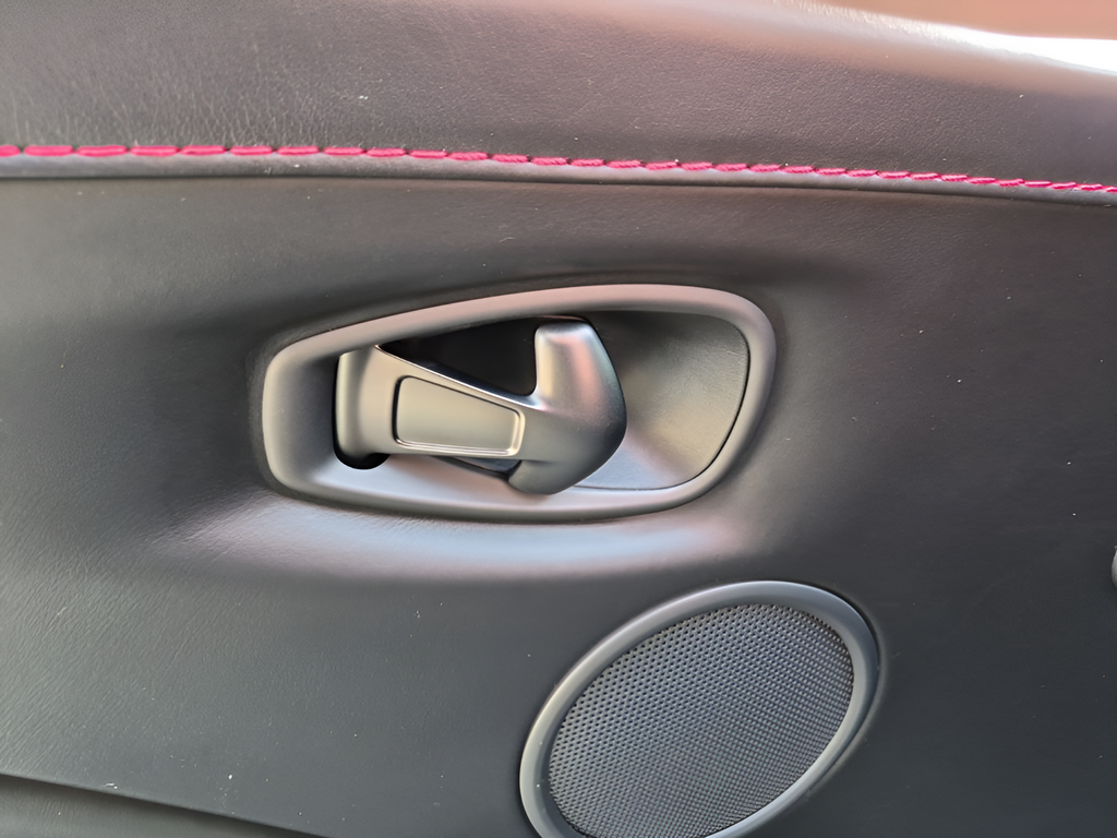 2019 Aston Martin Vantage Base