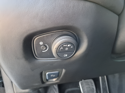 2019 Aston Martin Vantage Base