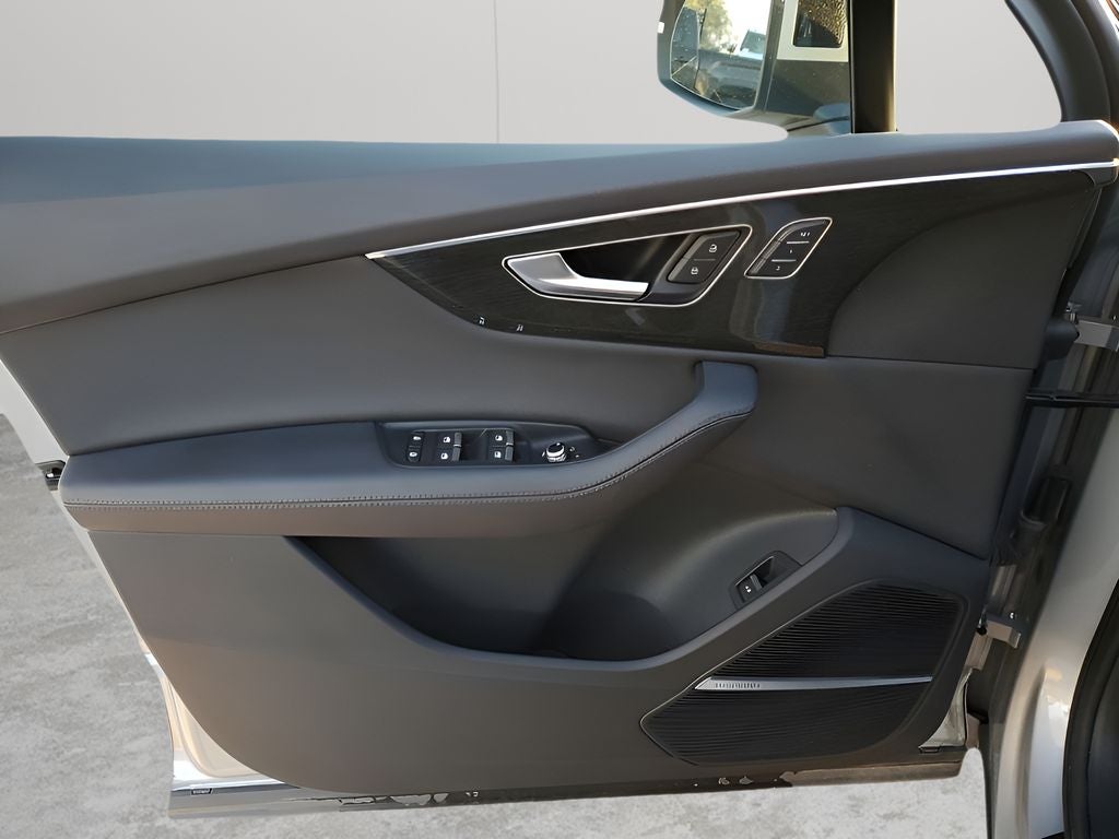 2024 Audi Q7 55 Premium Plus quattro