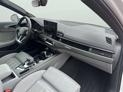 2023 Audi A4 45 S line Premium Plus quattro