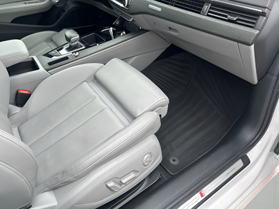 2023 Audi A4 45 S line Premium Plus quattro
