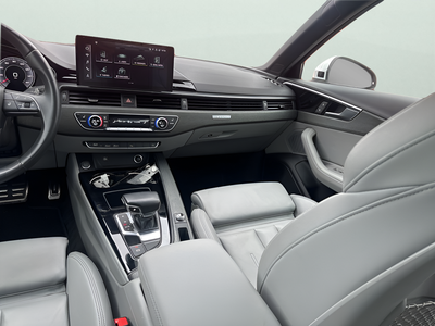 2023 Audi A4 45 S line Premium Plus quattro