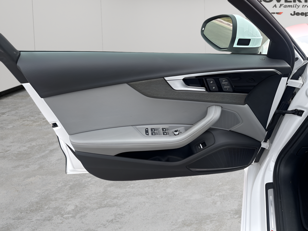 2023 Audi A4 45 S line Premium Plus quattro