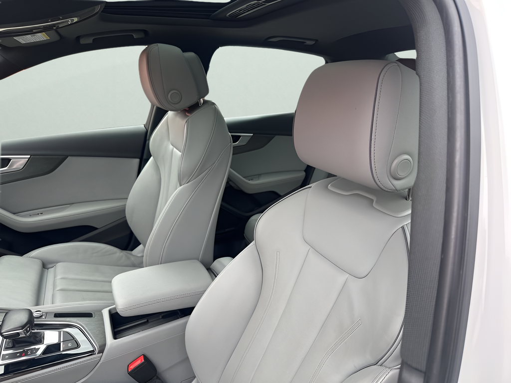 2023 Audi A4 45 S line Premium Plus quattro