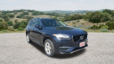 2017 Volvo XC90 T5 Momentum