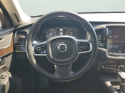 2017 Volvo XC90 T5 Momentum