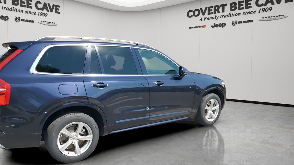 2017 Volvo XC90 T5 Momentum