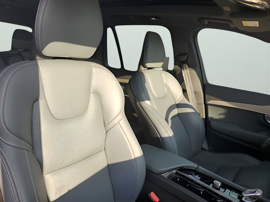 2024 Volvo XC90 Recharge Plug-In Hybrid Ultimate
