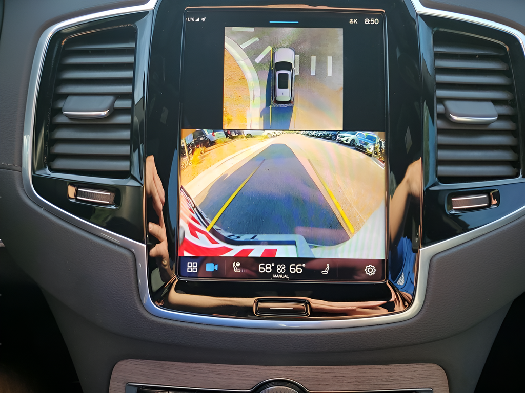 2024 Volvo XC90 Recharge Plug-In Hybrid Ultimate