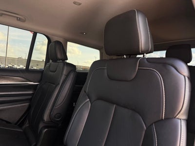 2022 Jeep Grand Cherokee L Limited 4x2