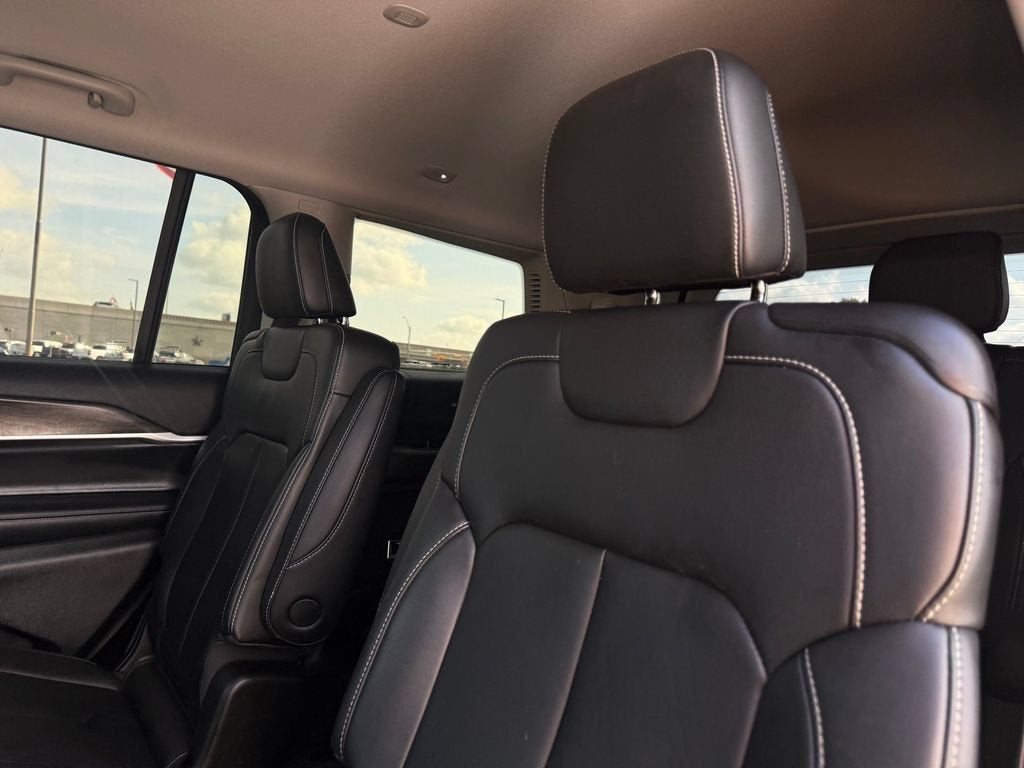 2022 Jeep Grand Cherokee L Limited 4x2