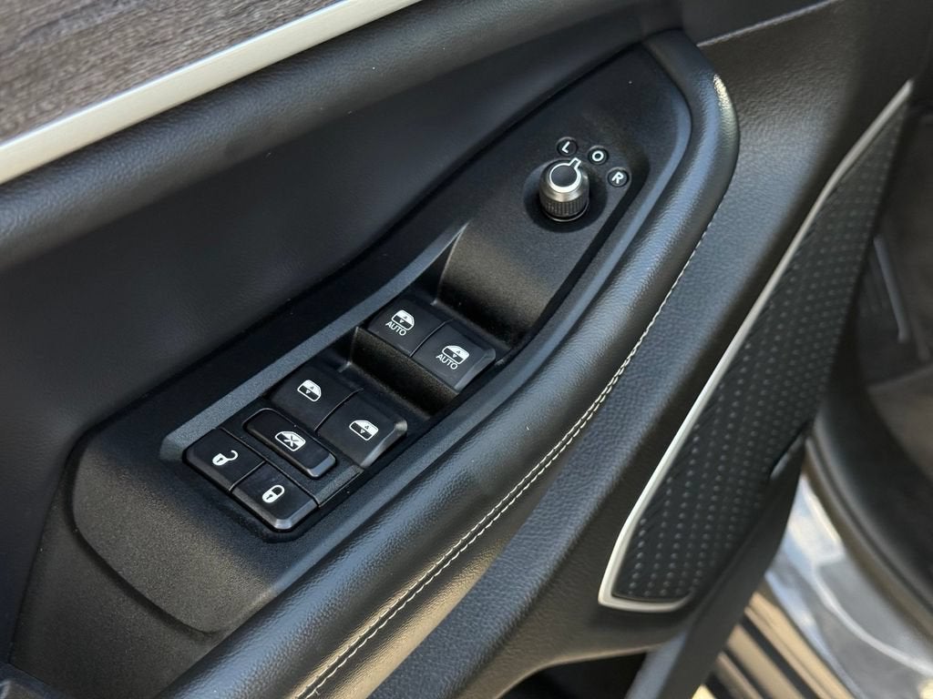 2022 Jeep Grand Cherokee L Limited 4x2