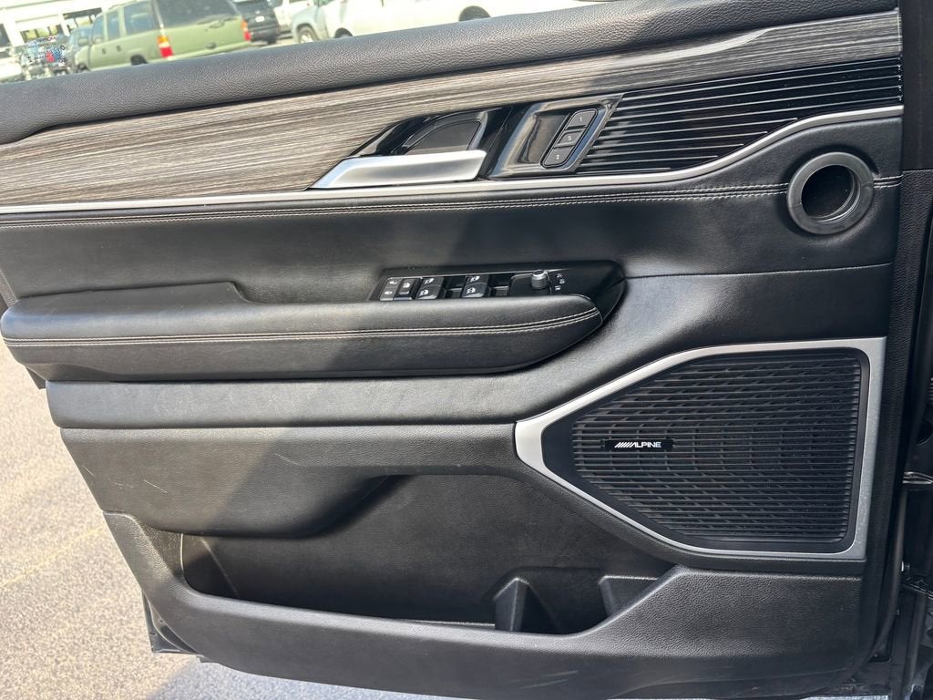 2024 Jeep Wagoneer Series II