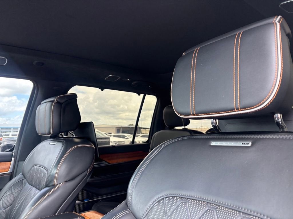2022 Jeep Grand Wagoneer Series III