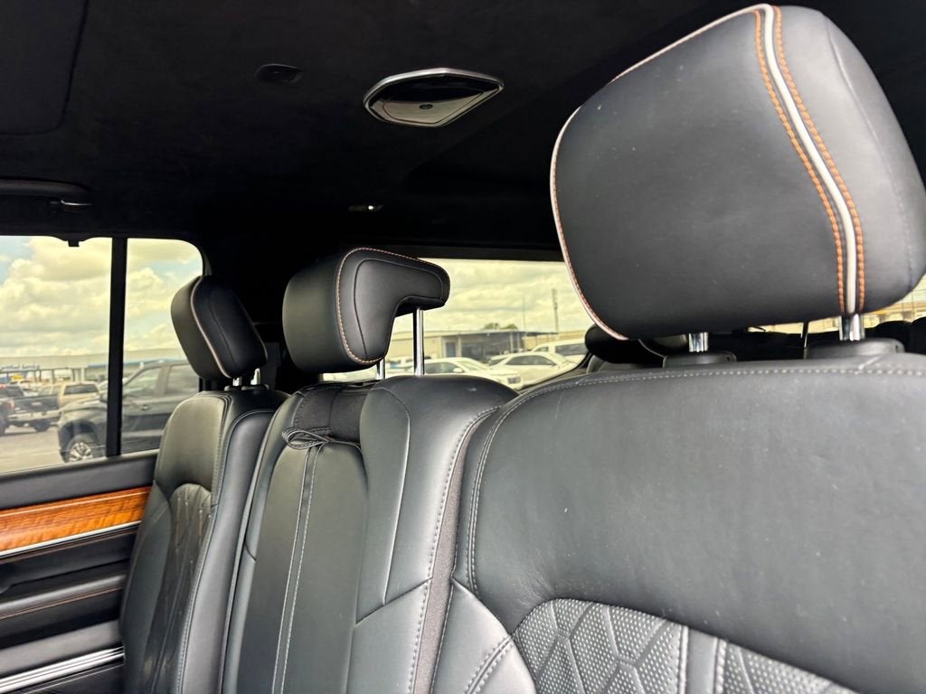 2022 Jeep Grand Wagoneer Series III