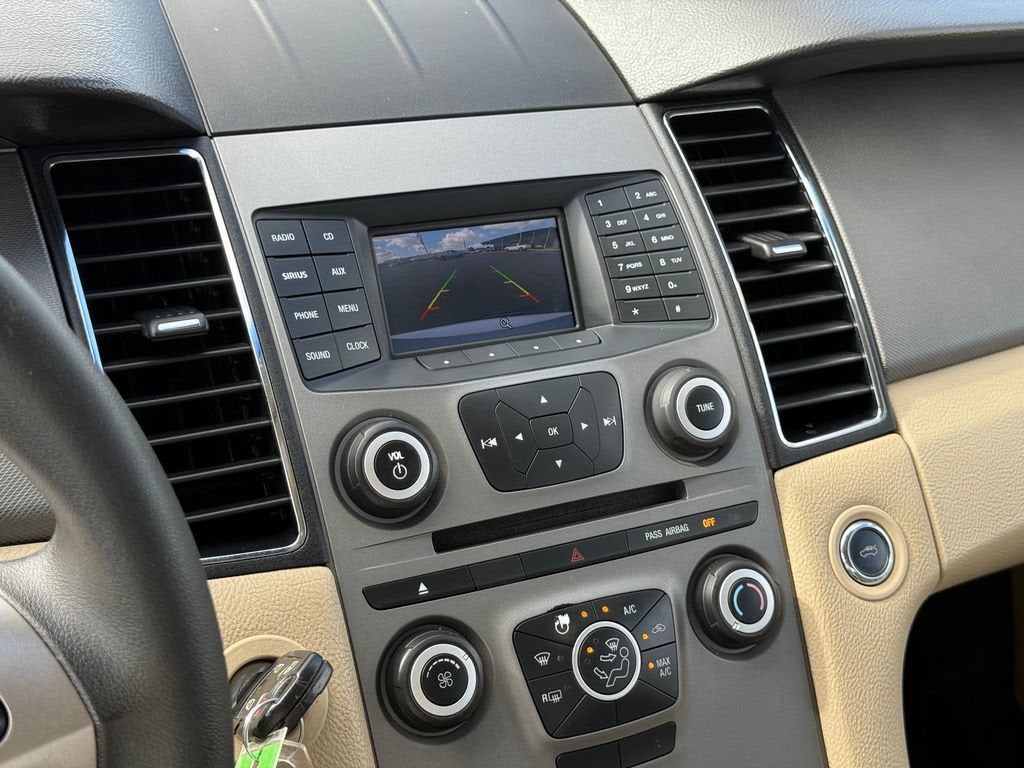 2016 Ford Taurus SE