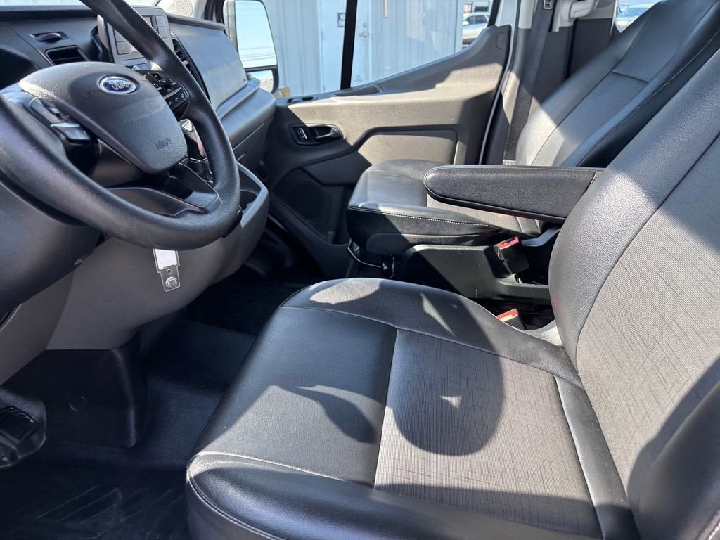 2023 Ford Transit Passenger Wagon XL