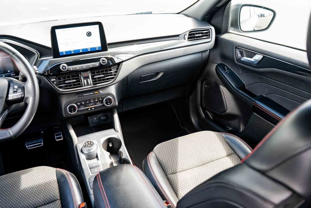 2023 Ford Escape ST-Line - Photo 23