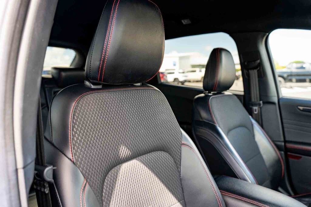 2023 Ford Escape ST-Line - Photo 25