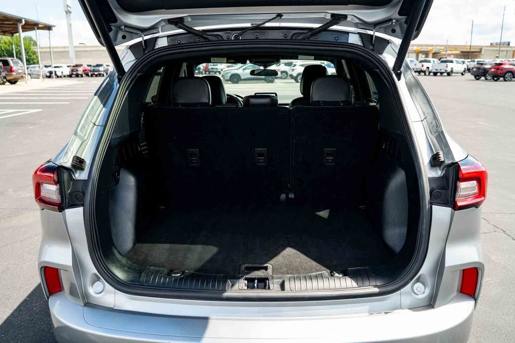 2023 Ford Escape ST-Line - Photo 28