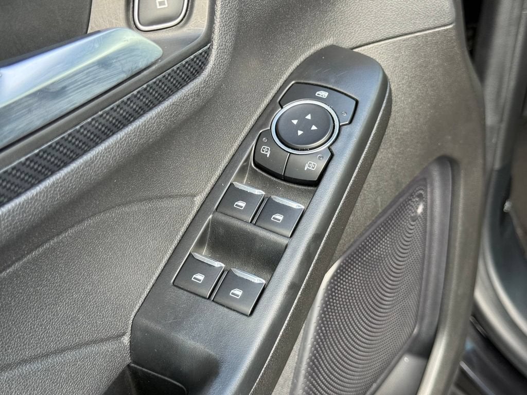 2024 Ford Escape ST-Line - Photo 10
