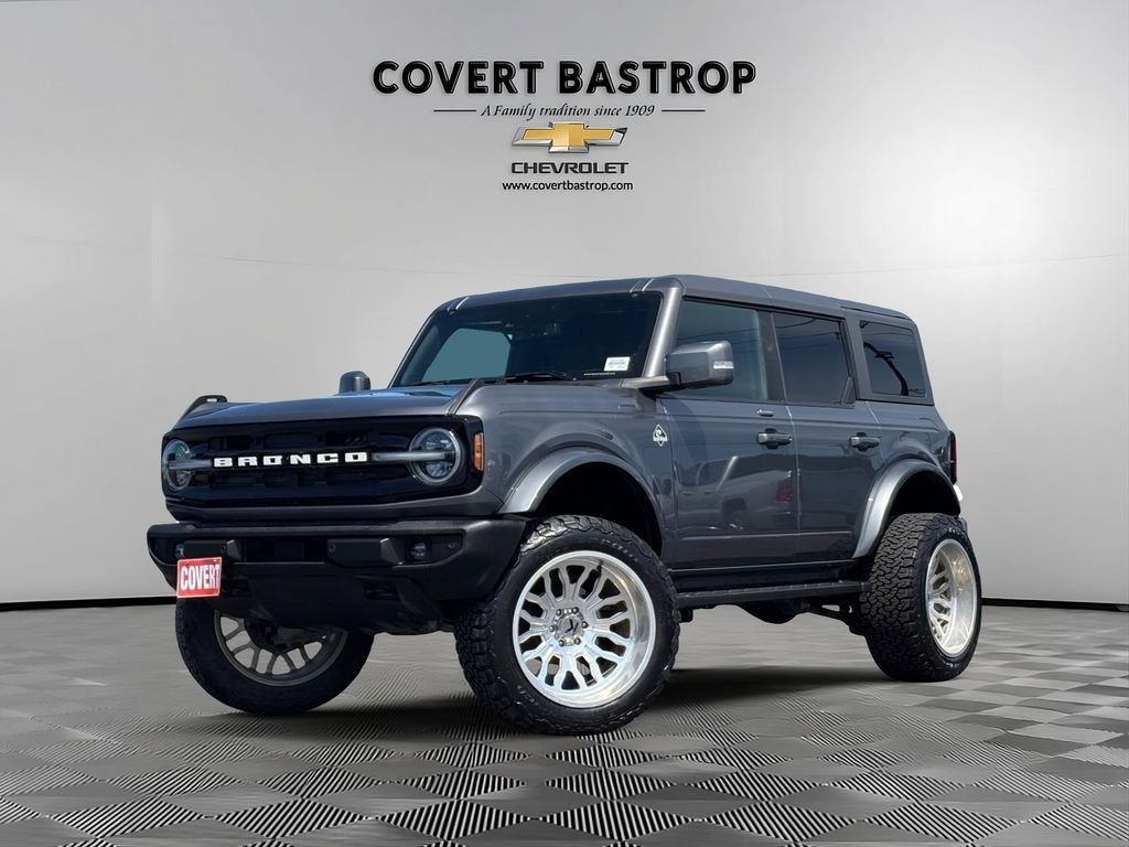 2023 Ford Bronco Base