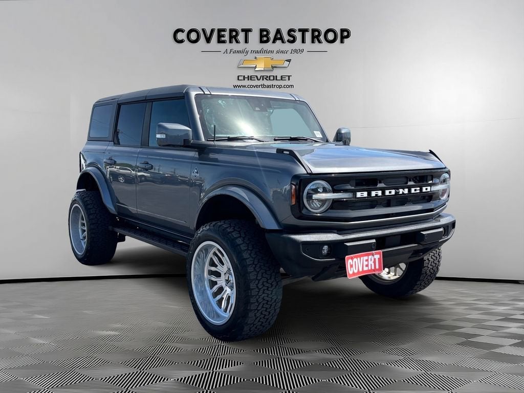 2023 Ford Bronco Base