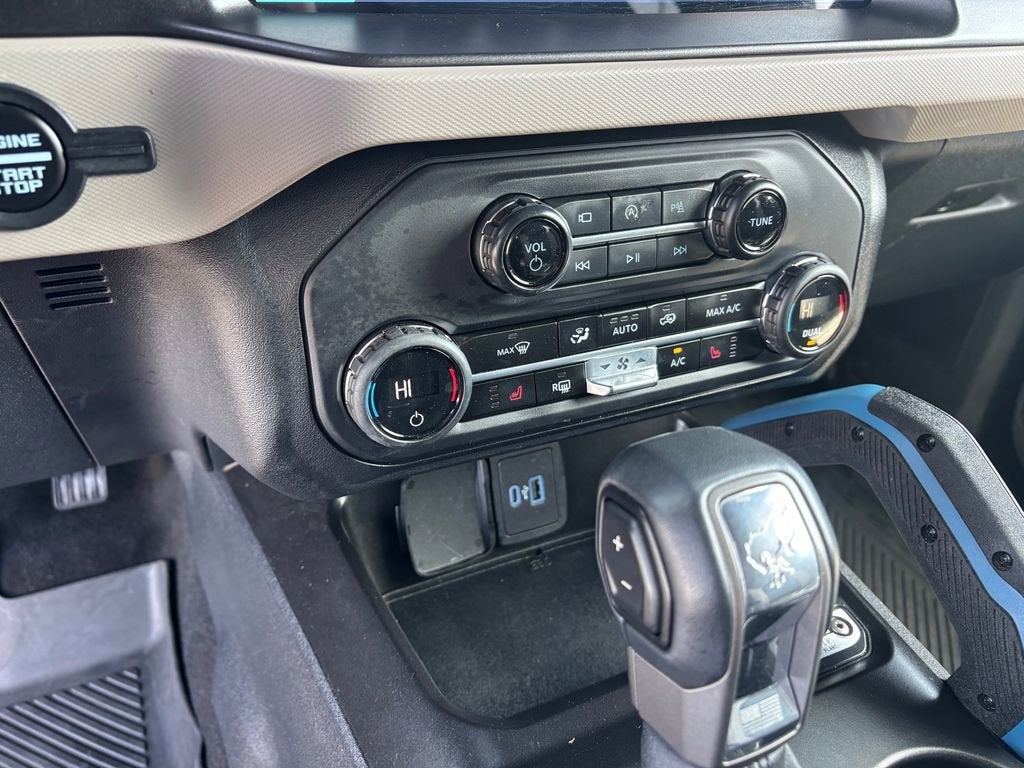 2023 Ford Bronco Base