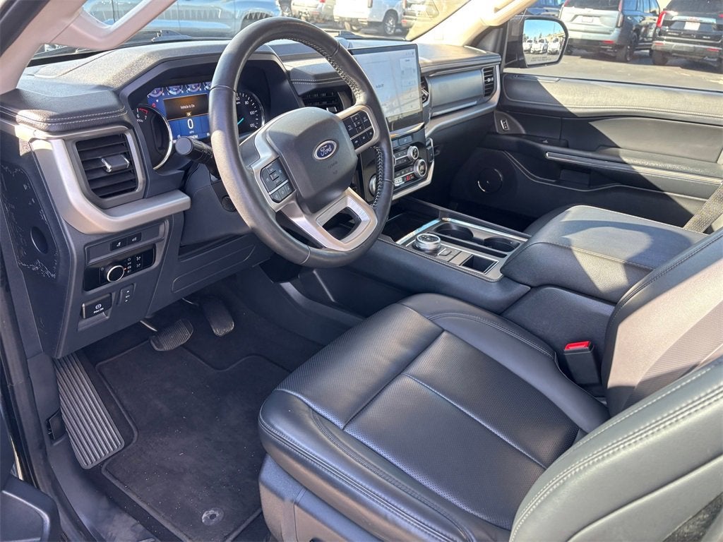 2024 Ford Expedition XLT