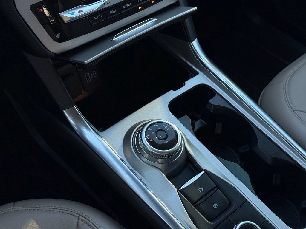 2024 Ford Explorer XLT - Photo 17