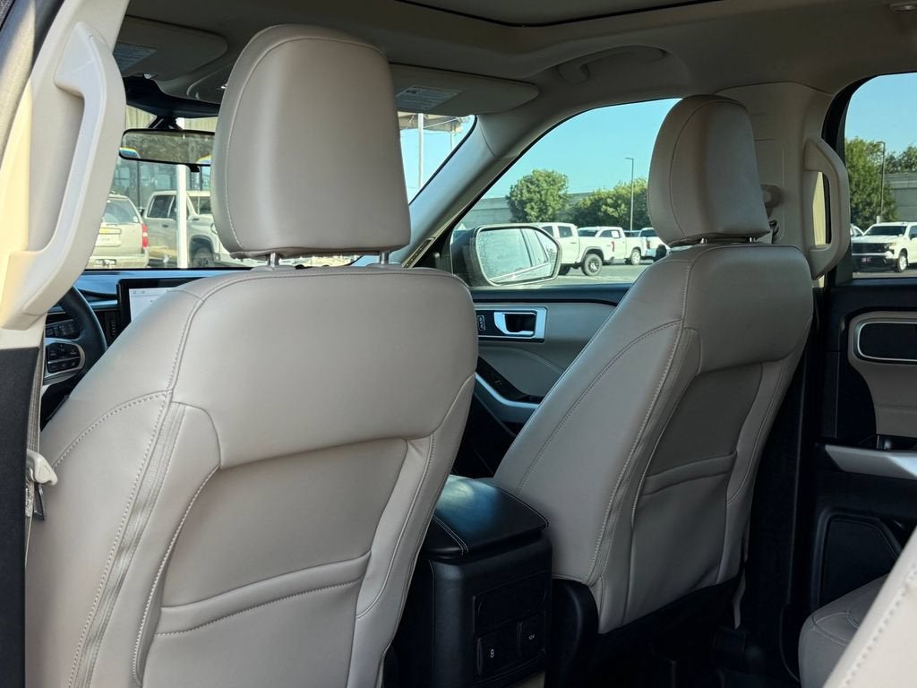 2024 Ford Explorer XLT - Photo 19