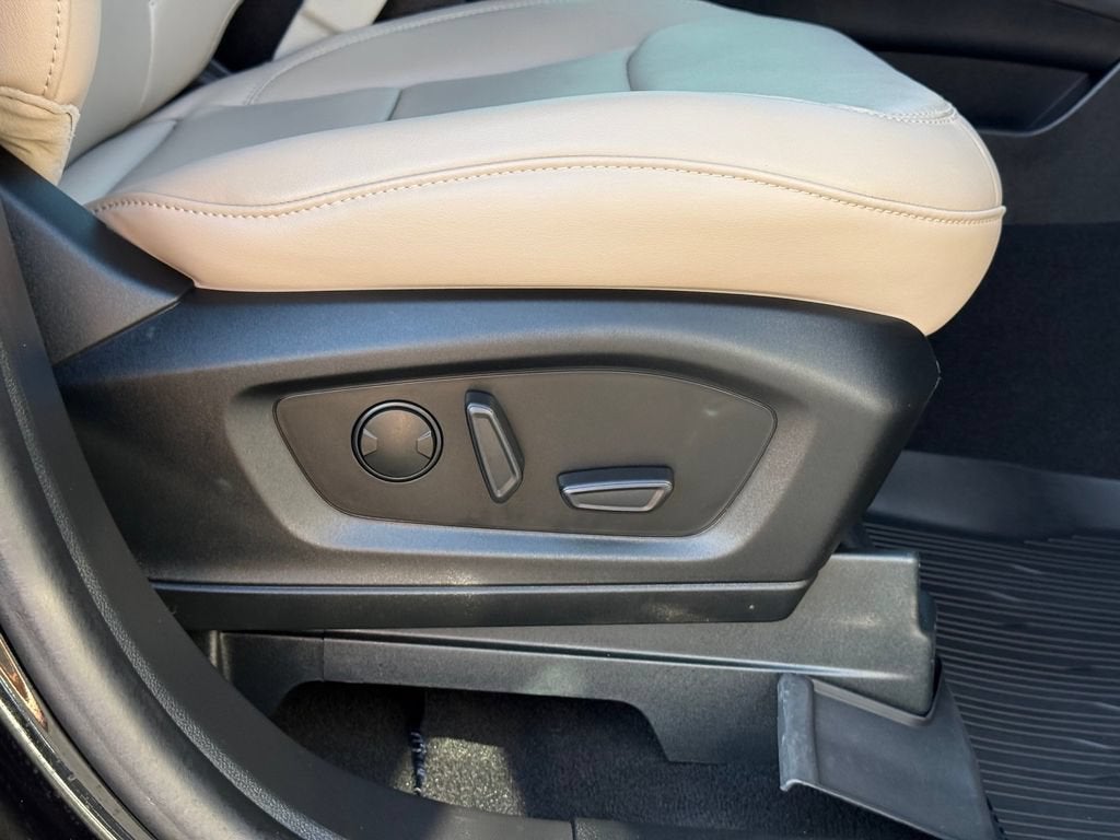 2024 Ford Explorer XLT - Photo 27