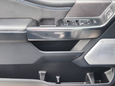2025 Ford F-250 Platinum