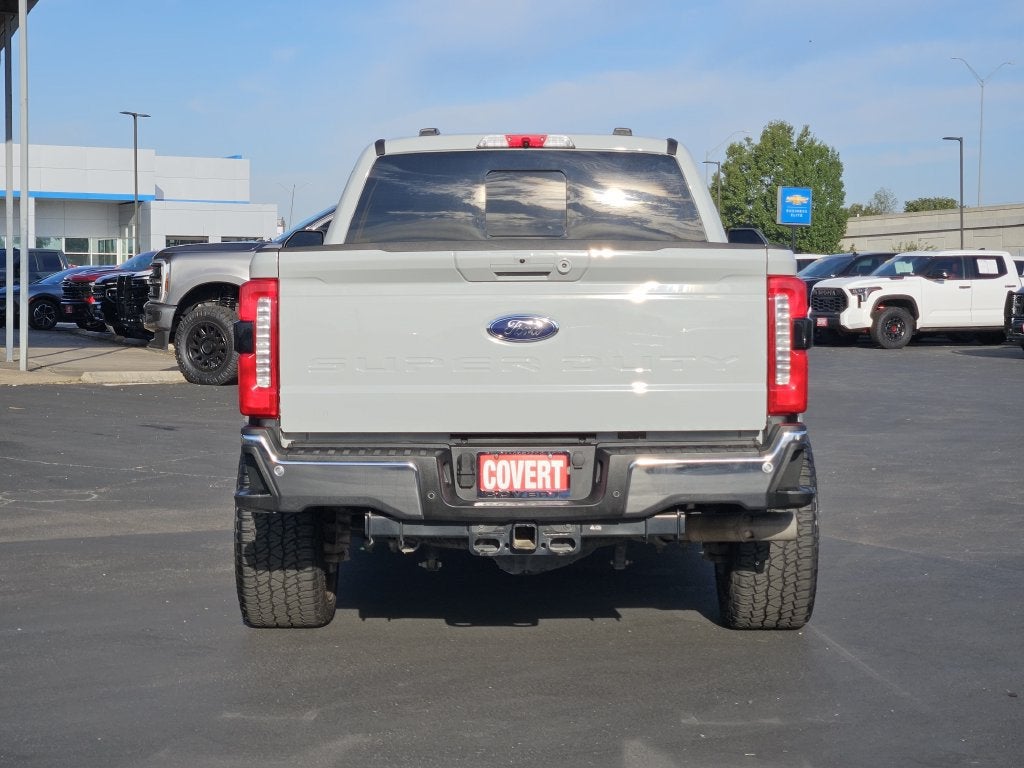 2025 Ford F-350 LARIAT
